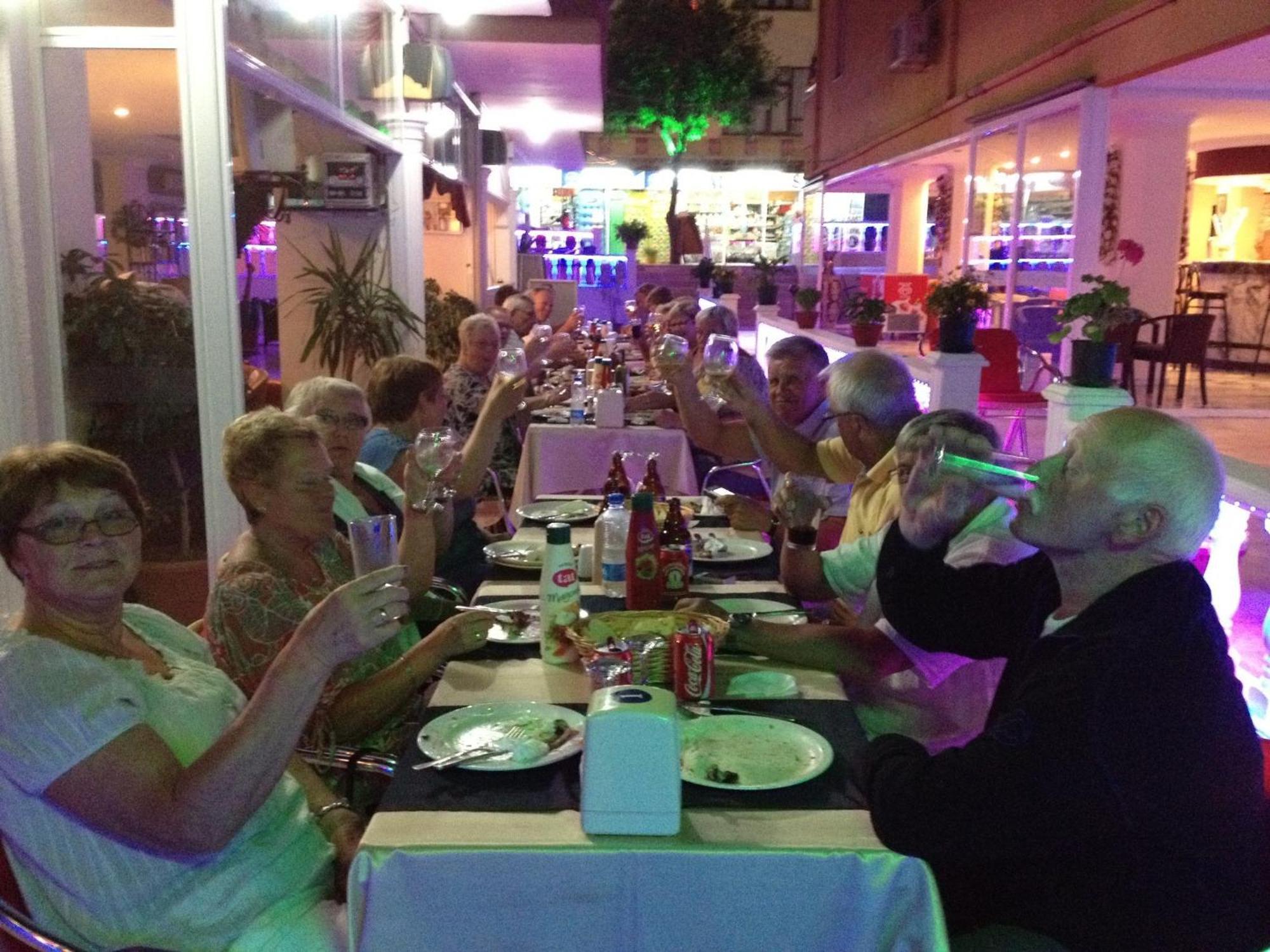 Twin Apart Hotel Alanya Luaran gambar